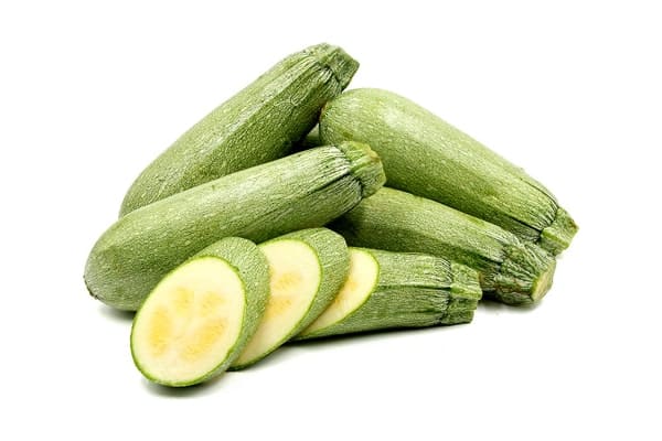 کدو سبز از انواع غذا رژیمی